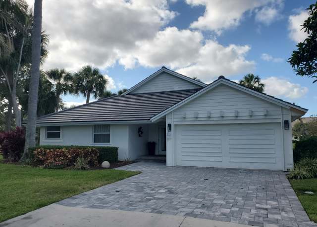 Property at 17020 Freshwind Cir, Jupiter, FL 33477, 2 beds, 2.5 baths