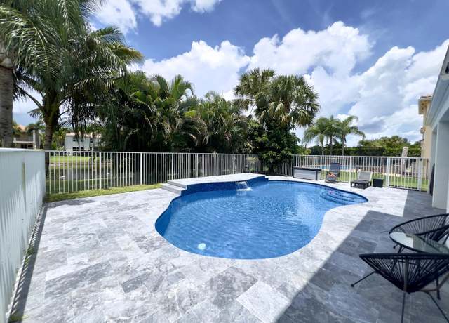 Property at 15643 Messina Isle Ct, Delray Beach, FL 33446, 6 beds, 4 baths