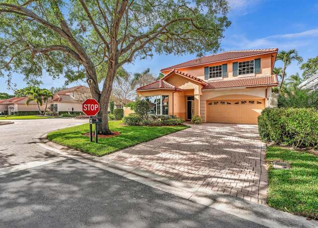 Property at 36 Monterey Pointe Dr, Palm Beach Gardens, FL 33418, 4 beds, 3.5 baths