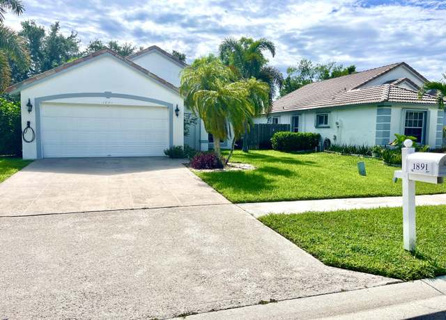 Property at 1891 Oak Berry Cir, Wellington, FL 33414, 3 beds, 2 baths