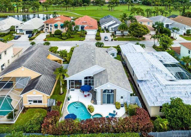 Property at 8271 Bob O Link Dr, West Palm Beach, FL 33412, 3 beds, 2.5 baths