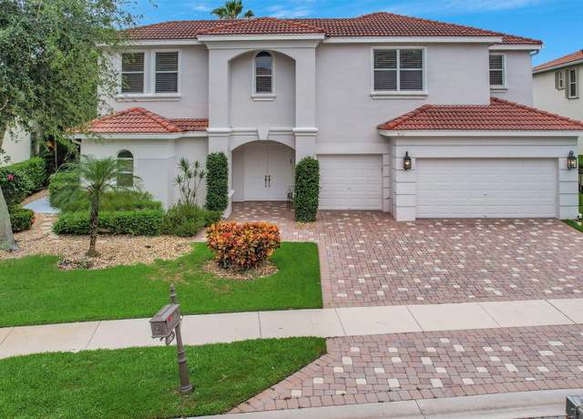 Property at 102 Villa Nueva Pl, Palm Beach Gardens, FL 33418, 5 beds, 4.5 baths