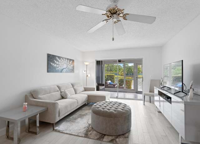Property at 8753 Bella Vista Dr #33, Boca Raton, FL 33433, 2 beds, 2 baths