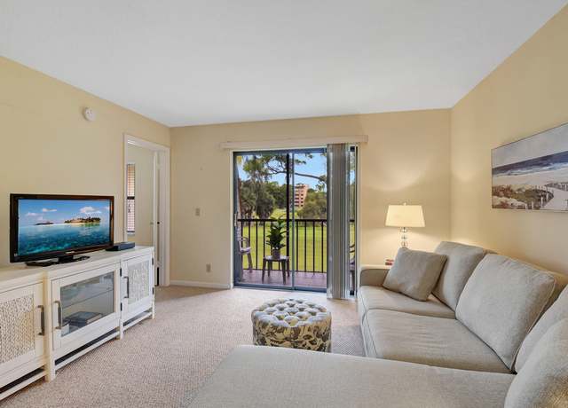 Property at 7269 Golf Colony Ct #205, Lake Worth, FL 33467, 2 beds, 2 baths
