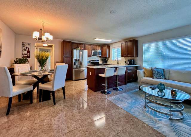 Property at 136 Dorchester F, West Palm Beach, FL 33417, 1 bed, 1.5 baths
