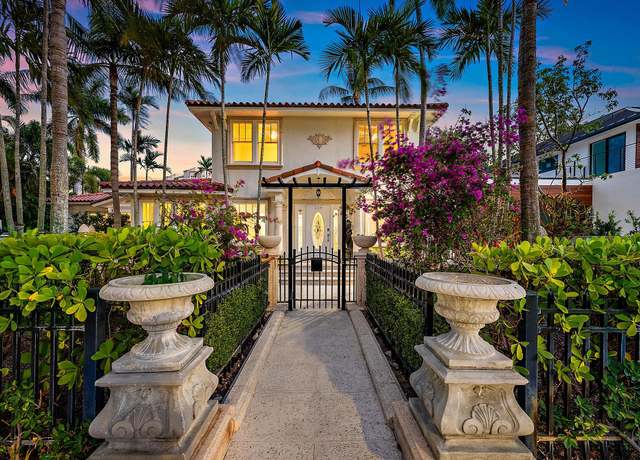 Property at 228 9th St, West Palm Beach, FL 33401, 6 beds, 4.5 baths