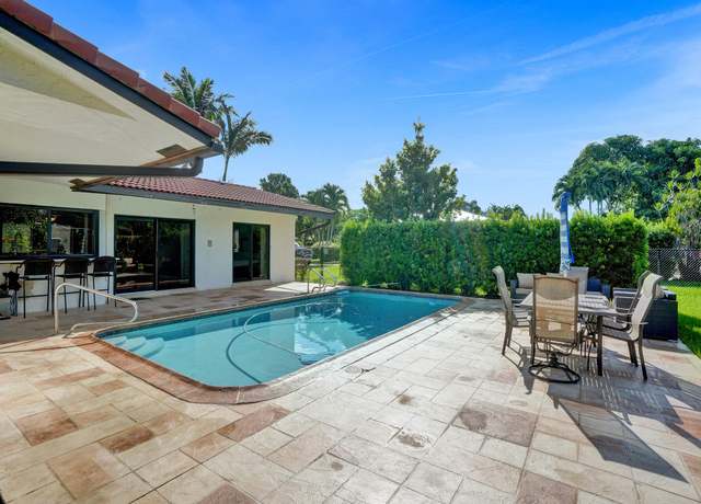 Property at 10344 NW 17th St, Coral Springs, FL 33071, 3 beds, 2 baths