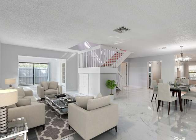 Property at 11834 Donlin Dr, Wellington, FL 33414, 4 beds, 2.5 baths