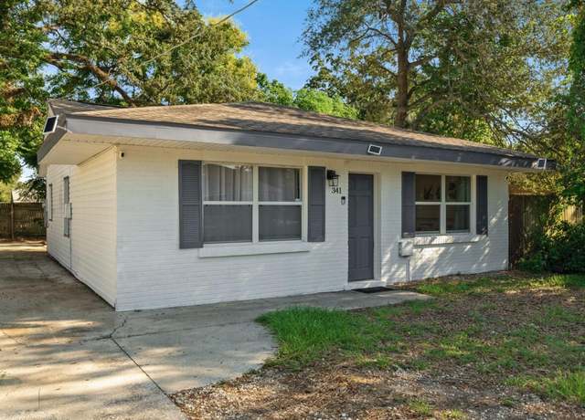 Property at 341 Avenue L NE, Winter Haven, FL 33881, 3 beds, 1 bath