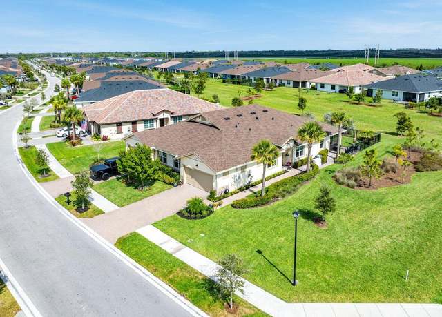 Property at 1220 Haywagon Trl, The Acreage, FL 33470, 3 beds, 2 baths
