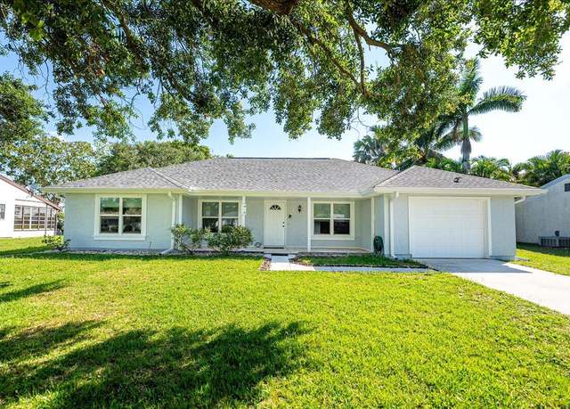 Property at 637 SW Belmont Cir, Port Saint Lucie, FL 34953, 3 beds, 2 baths