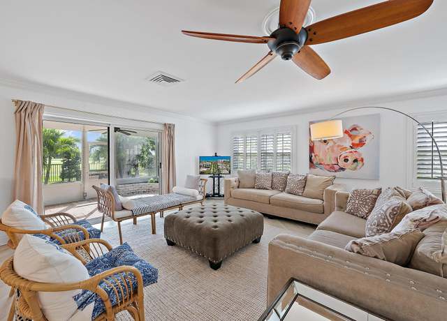 Property at 314 N Lakeside Dr, Lake Worth Beach, FL 33460, 3 beds, 2.5 baths