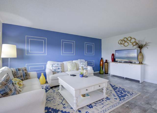 Property at 363 Wellington J, West Palm Beach, FL 33417, 2 beds, 2 baths