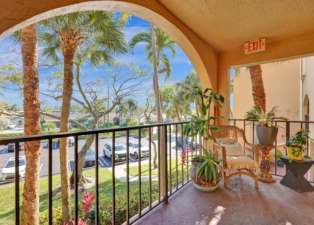 Property at 755 Dotterel Rd #1210, Delray Beach, FL 33444, 1 bed, 1.5 baths