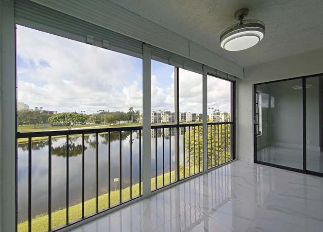 Property at 7320 Amberly Ln #305, Delray Beach, FL 33446, 2 beds, 2 baths