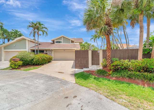 Property at 7645 Sierra Ter W, Boca Raton, FL 33433, 3 beds, 2.5 baths