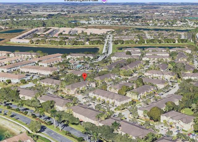 Property at 1486 SE 25th Ave, Homestead, FL 33035, 3 beds, 2.5 baths