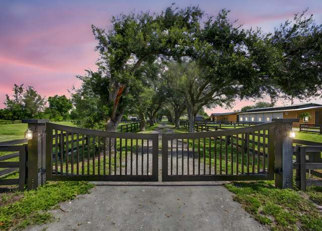 Property at 16229 Rustic Rd Rd, Wellington, FL 33470, 4 beds, 2.5 baths