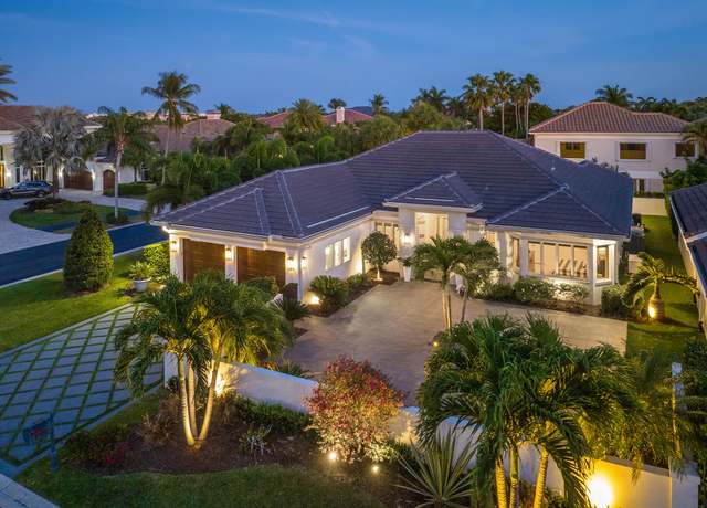 Property at 3220 W Channel Cir, Jupiter, FL 33477, 3 beds, 3.5 baths