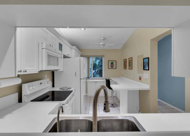Property at 380 NW 67th St Unit J207, Boca Raton, FL 33487, 2 beds, 2 baths
