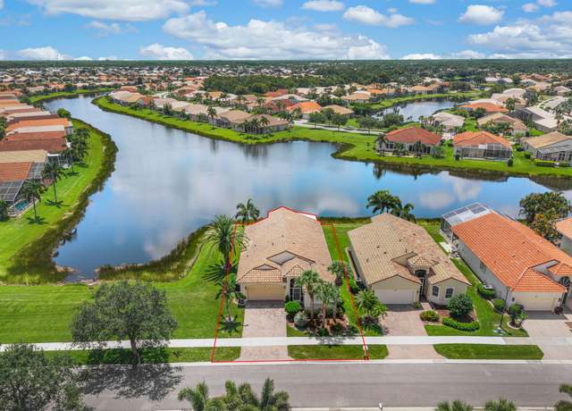 Property at 301 NW Clearview Ct, Port Saint Lucie, FL 34986, 2 beds, 2 baths