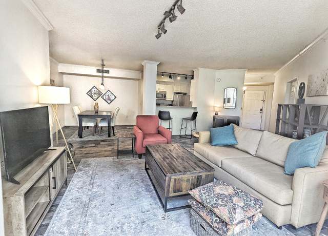 Property at 630 S Sapodilla Ave #308, West Palm Beach, FL 33401, 2 beds, 2 baths