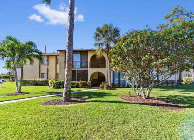 Property at 303 Pine Ridge Cir Unit D-2, Greenacres, FL 33463, 2 beds, 1.5 baths