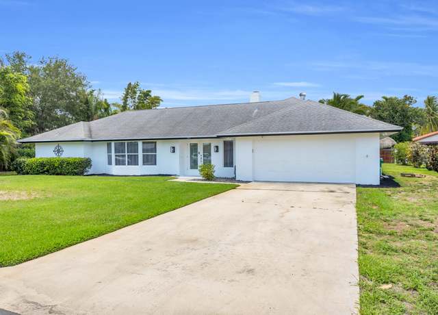 Property at 133 Fairview E, Tequesta, FL 33469, 4 beds, 2 baths