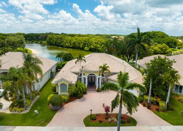 Property at 21675 Fall River Dr, Boca Raton, FL 33428, 4 beds, 3.5 baths