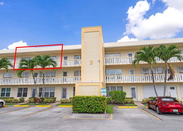 Property at 306 Wellington E, West Palm Beach, FL 33417, 2 beds, 2 baths
