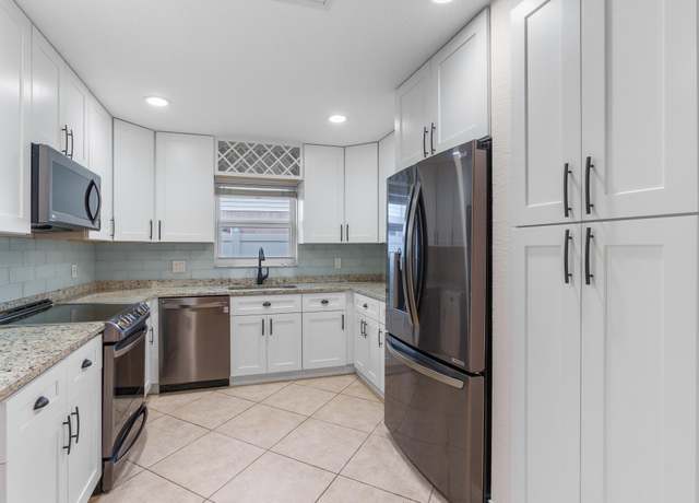 Property at 6888 Beacon Hollow Turn, Boynton Beach, FL 33437, 3 beds, 2 baths