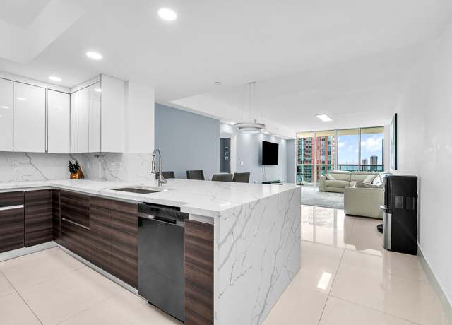 Property at 3330 NE 190th St #1911, Aventura, FL 33180, 3 beds, 3 baths
