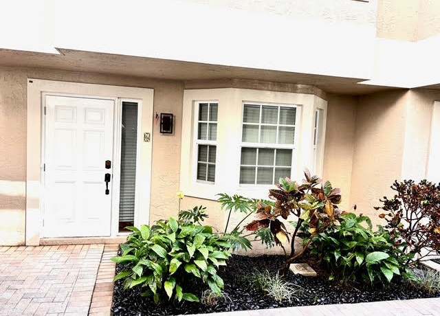Property at 610 SE 14th Ct #6, Fort Lauderdale, FL 33316, 2 beds, 2.5 baths