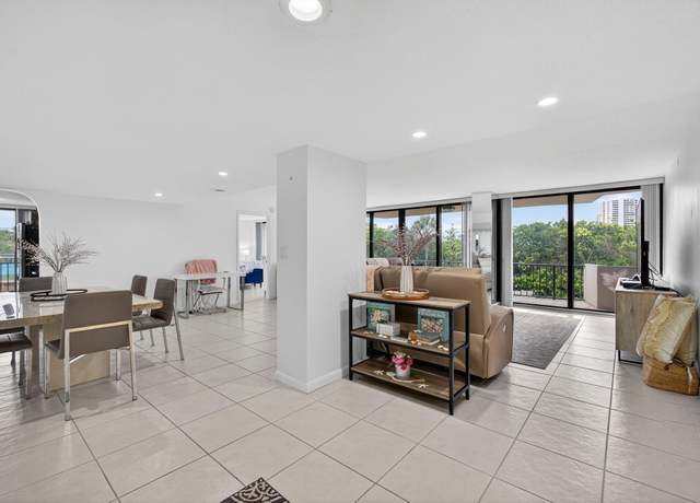 Property at 4200 N Ocean Dr Unit 2-105, Singer Island, FL 33404, 2 beds, 2 baths