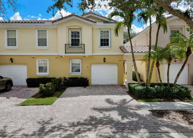 Property at 452 Capistrano Dr, Palm Beach Gardens, FL 33410, 3 beds, 2.5 baths