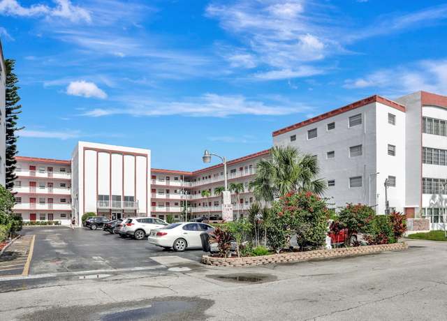Property at 4000 NW 44th Ave #113, Lauderdale Lakes, FL 33319, 1 bed, 1.5 baths