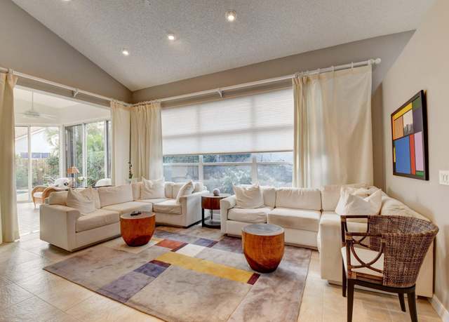 Property at 6644 NW 25th Way, Boca Raton, FL 33496, 2 beds, 2.5 baths