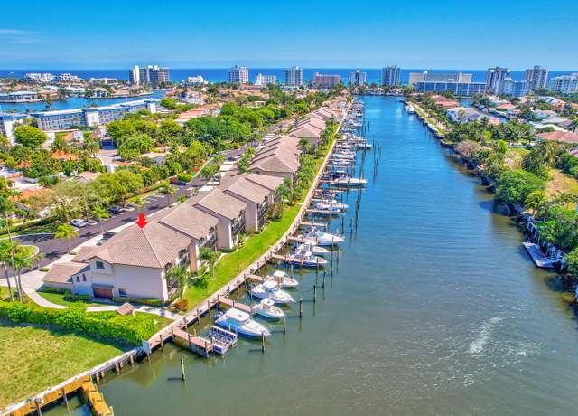 Property at 210 Captains Walk #719, Delray Beach, FL 33483, 3 beds, 2.5 baths