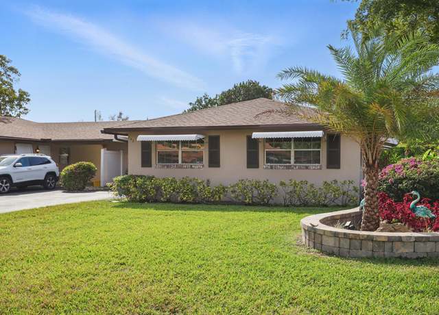 Property at 142 Mockingbird Ln, Delray Beach, FL 33445, 2 beds, 2 baths