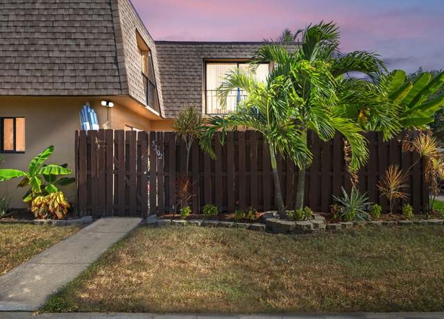 Property at 5202 Waterview Cir, Palm Springs, FL 33461, 2 beds, 2.5 baths
