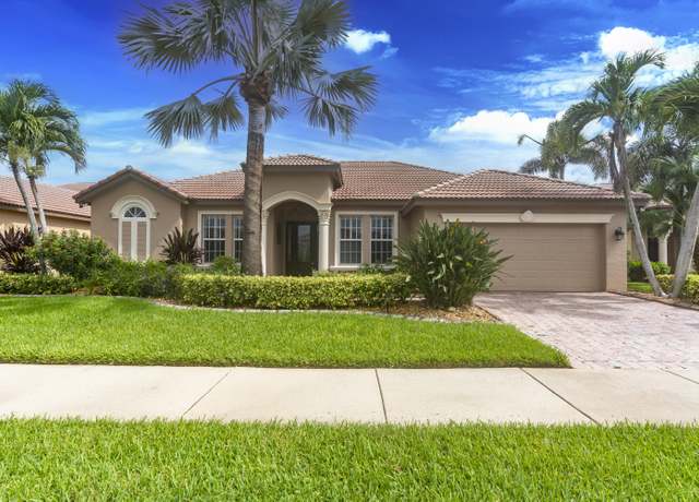 Property at 918 SW Grand Reserves Blvd, Port Saint Lucie, FL 34986, 3 beds, 2.5 baths