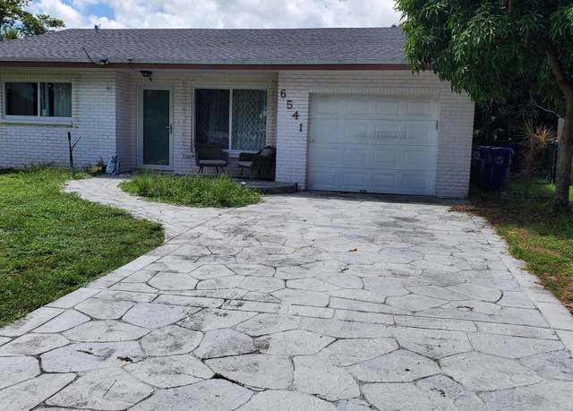 Property at 6541 NW 33 Way, Fort Lauderdale, FL 33309, 3 beds, 2 baths