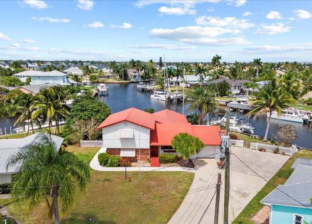 Property at 1689 SW Coxswain Pl, Palm City, FL 34990, 3 beds, 2 baths