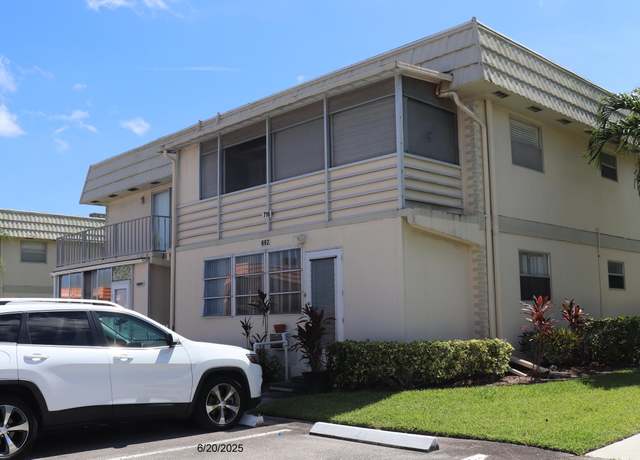 Property at 716 Saxony O #716, Delray Beach, FL 33446, 2 beds, 2 baths