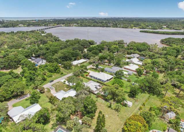 Property at 9830 Oak Trl, Micco, FL 32976, 3 beds, 2.5 baths