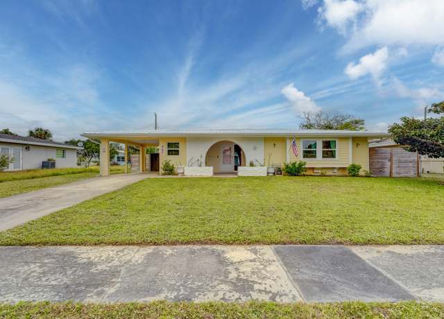 Property at 967 Darwin Ln NE, Palm Bay, FL 32905, 3 beds, 2 baths