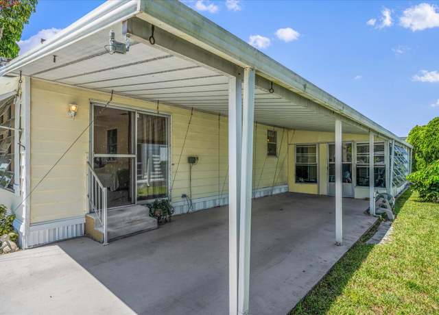 Property at 106 N Warner Dr, Jensen Beach, FL 34957, 2 beds, 2 baths