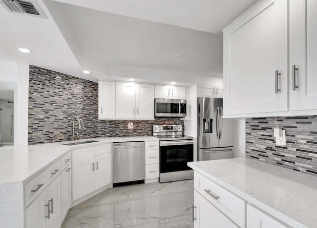 Property at 2400 Presidential Way #1903, West Palm Beach, FL 33401, 2 beds, 2 baths