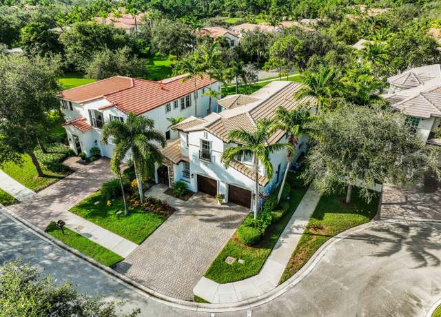 Property at 849 Madison Ct, Palm Beach Gardens, FL 33410, 3 beds, 2.5 baths