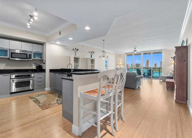 Property at 2640 Lake Shore Dr #708, Riviera Beach, FL 33404, 3 beds, 3 baths
